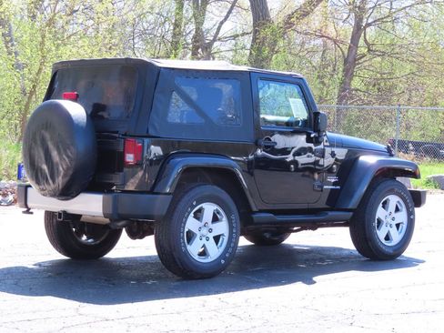 Used 2012 Jeep Wrangler Sahara w/ Connectivity Group AWD/4WD image 3