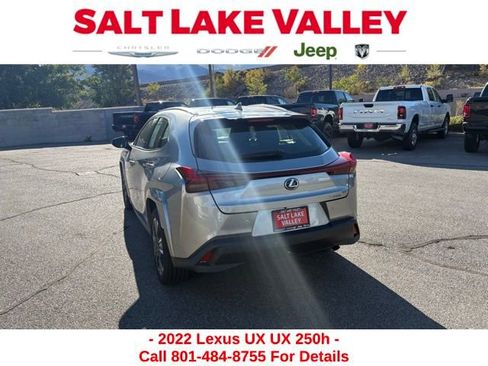 Used 2022 Lexus UX 250h w/ Premium Package image 6