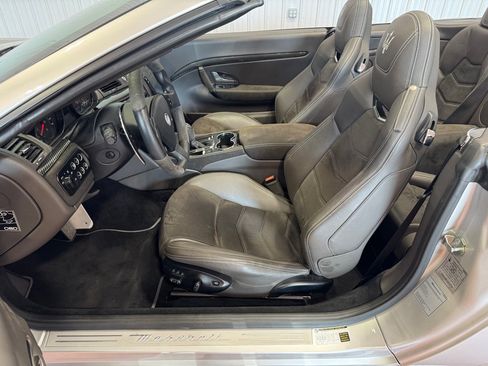 Used 2016 Maserati GranTurismo MC image 20