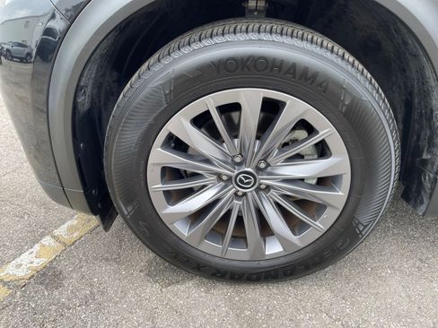 Used 2025 MAZDA CX-90 3.3 Turbo w/ Preferred Package image 32