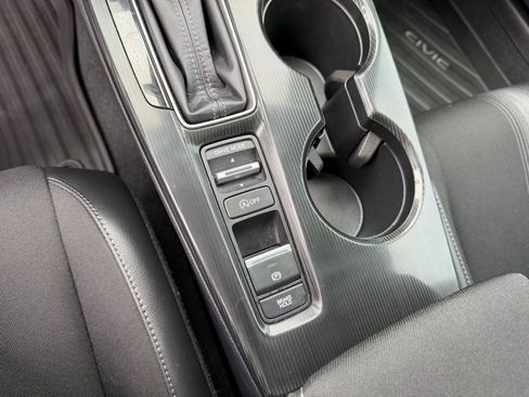 Certified 2024 Honda Civic Sport image 26