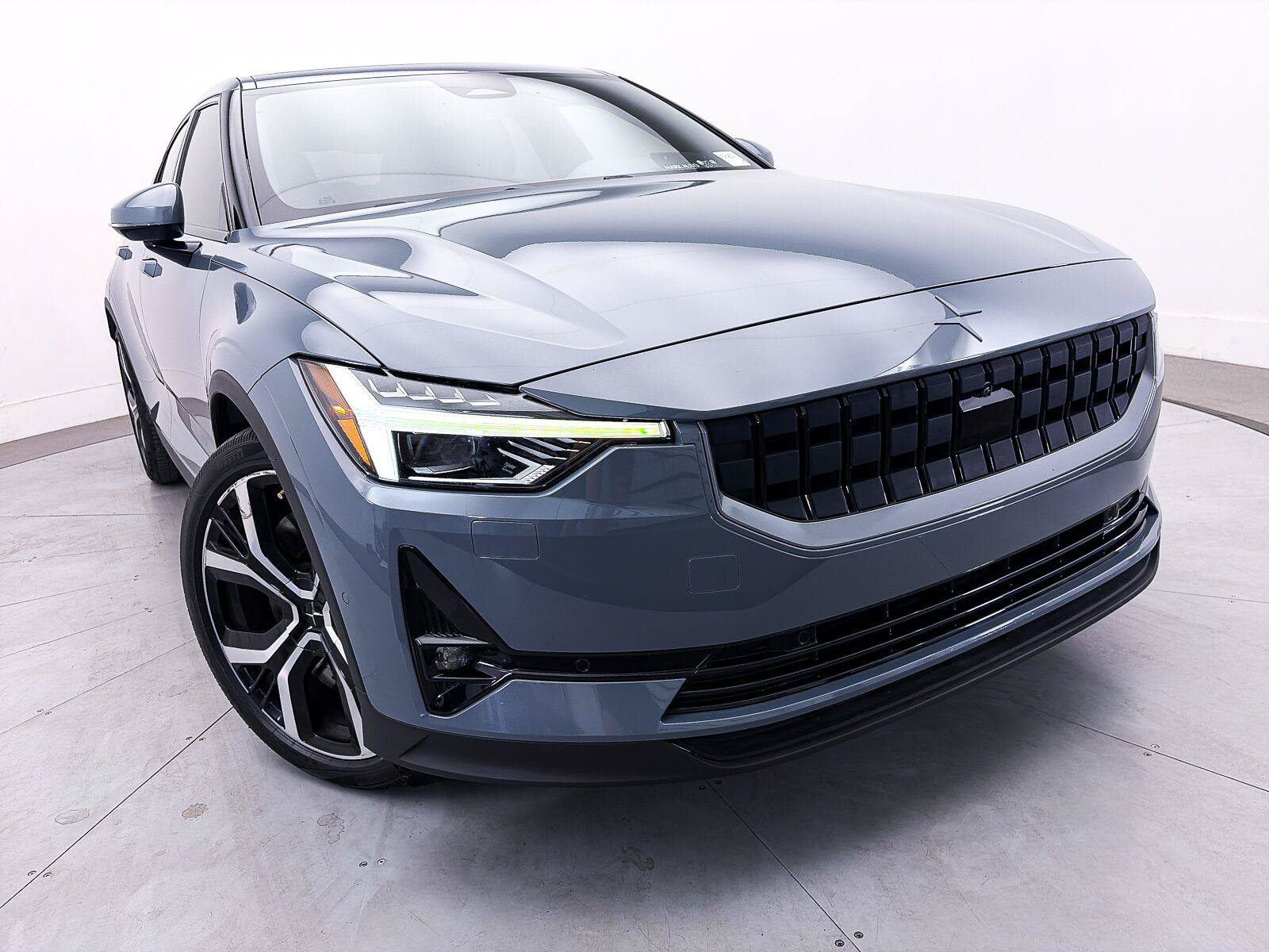 Used 2021 Polestar Polestar 2 w/ Performance Package AWD/4WD image 3