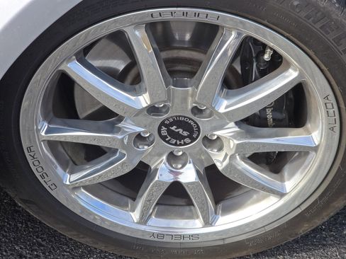 Used 2009 Ford Mustang Shelby GT500 image 3