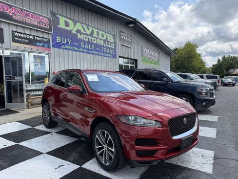 Used 2019 Jaguar F-PACE Premium AWD/4WD image 4