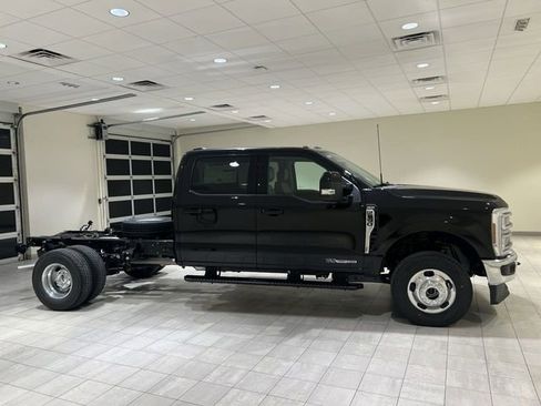 New 2026 Ford F350 Lariat AWD/4WD image 6