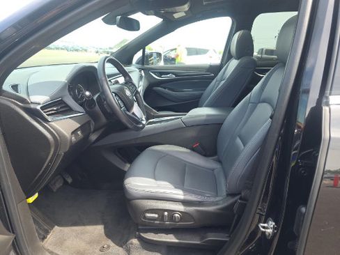 Used 2023 Buick Enclave Essence w/ Experience Buick Package AWD/4WD image 8