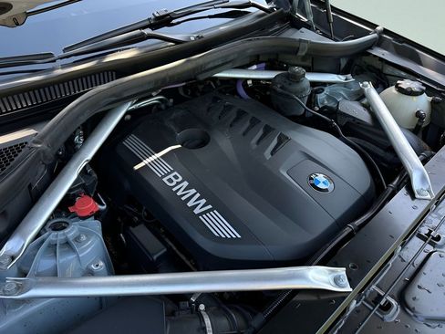 Certified 2024 BMW X5 xDrive40i w/ M Sport Package AWD/4WD image 24