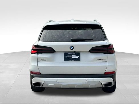 Used 2025 BMW X5 xDrive40i w/ Climate Comfort Package AWD/4WD image 9