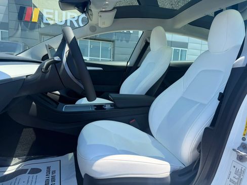 Used 2023 Tesla Model 3 Standard Range RWD image 7
