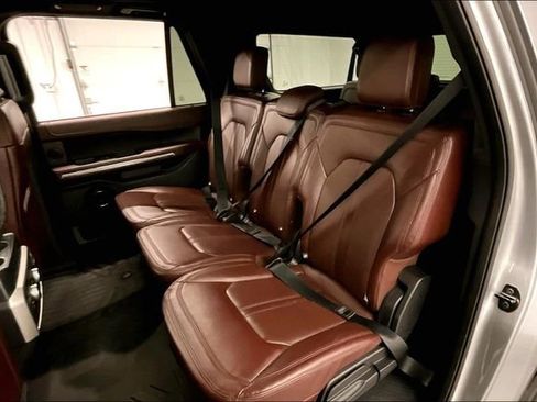 Used 2022 Ford Expedition Max Limited image 23