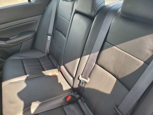 Used 2024 Nissan Altima 2.0 SR image 15