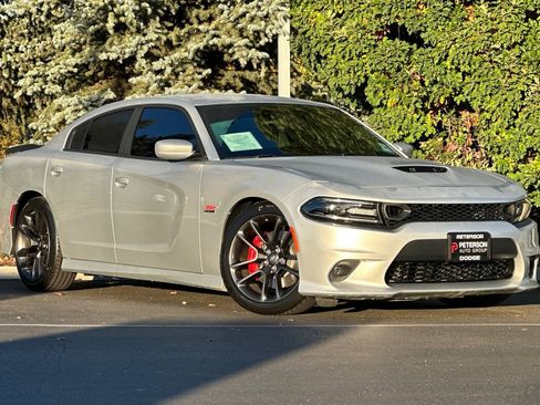 Used 2021 Dodge Charger Scat Pack w/ Plus Group image 2