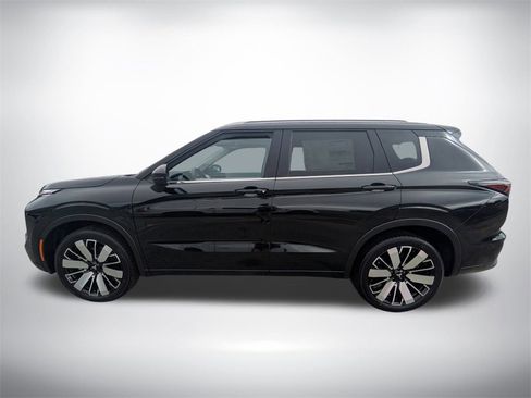 New 2025 Mitsubishi Outlander SEL image 6