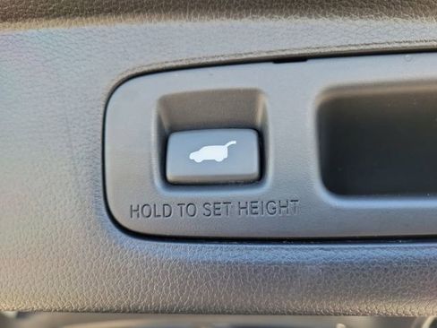 Certified 2023 Honda CR-V EX-L image 9