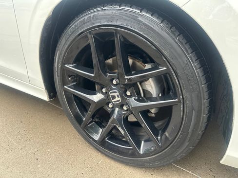 Used 2023 Honda Civic Sport image 14