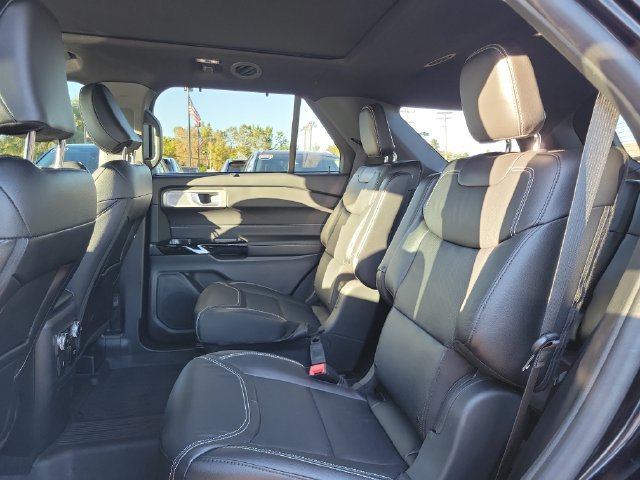 Used 2024 Ford Explorer ST w/ Equipment Group 401A AWD/4WD image 27