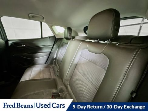 Used 2025 Chevrolet Trax LT w/ Driver Confidence Package FWD image 30