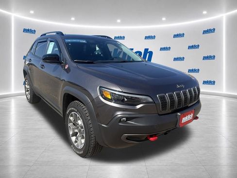 Used 2022 Jeep Cherokee Trailhawk w/ Sun, Sound & Nav Group AWD/4WD image 3