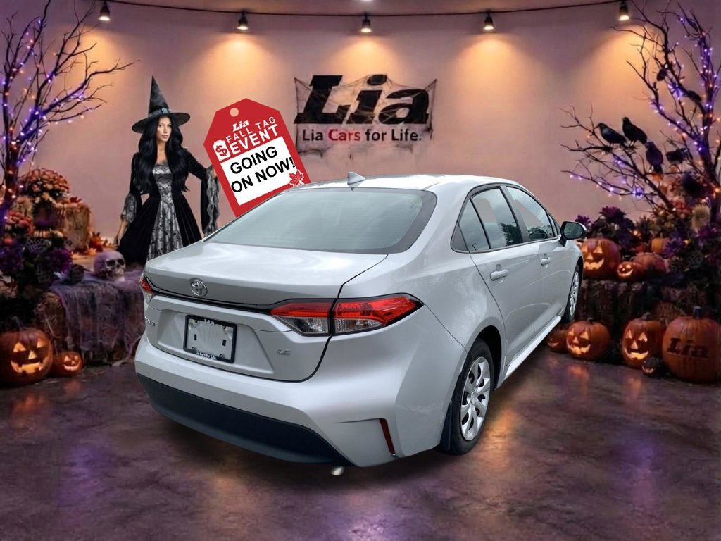 Used 2024 Toyota Corolla LE FWD image 3