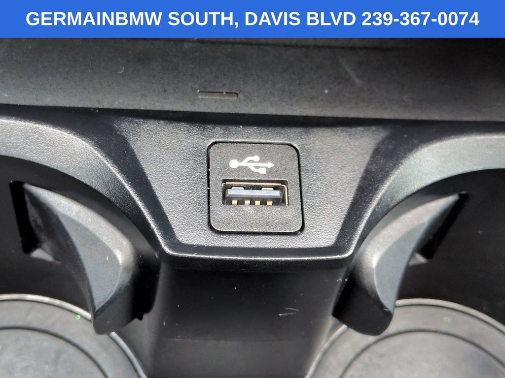 Certified 2024 BMW 330i Sedan w/ Convenience Package RWD image 24
