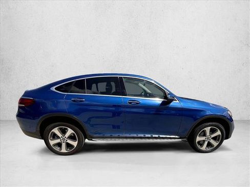 Used 2023 Mercedes-Benz GLC 300 4MATIC Coupe image 5