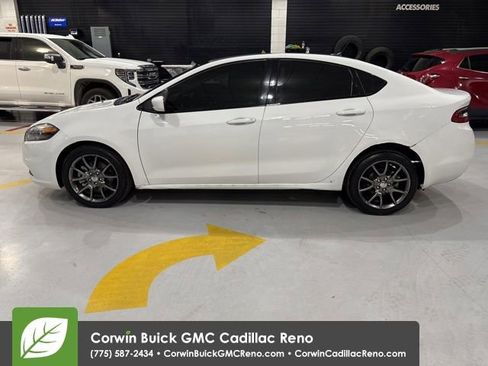 Used 2015 Dodge Dart SE w/ Convenience Group FWD image 3