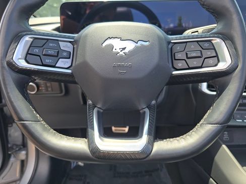 Used 2025 Ford Mustang Premium RWD image 34