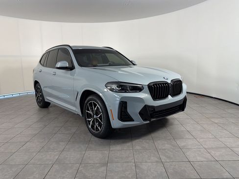 Used 2024 BMW X3 xDrive30i w/ Premium Package w/ZPA AWD/4WD image 7
