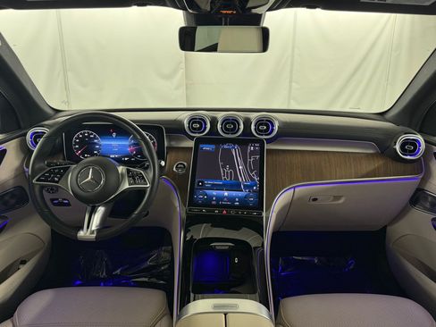 Certified 2023 Mercedes-Benz GLC 300 4MATIC image 15