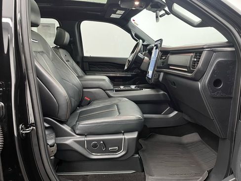 Used 2023 Ford Expedition Max Platinum image 29