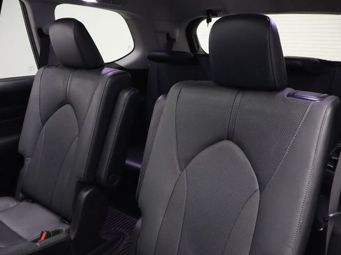 Certified 2024 Toyota Grand Highlander AWD Hybrid image 18