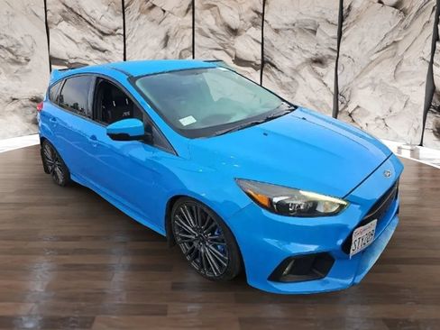Used 2017 Ford Focus RS AWD/4WD image 2