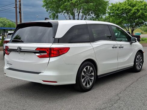 Used 2024 Honda Odyssey EX-L image 8