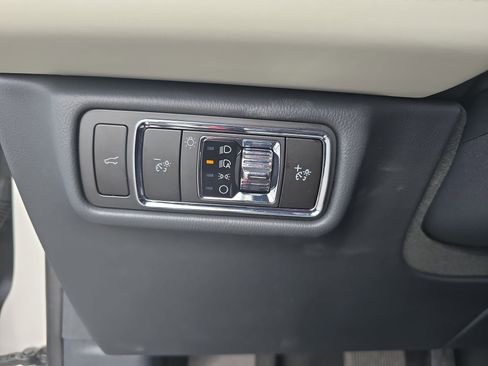 New 2026 Lincoln Aviator Black Label w/ Jet Appearance Package image 28