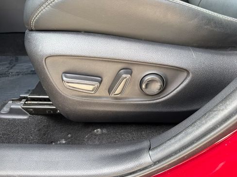 Used 2021 Toyota RAV4 XLE Premium FWD image 15