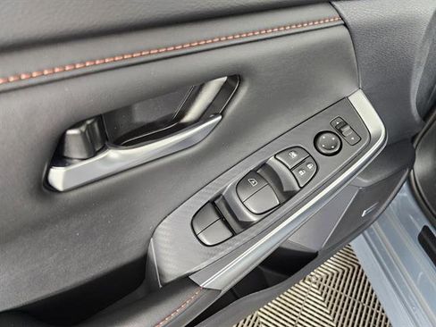 New 2025 Nissan Sentra SR w/ SR Premium Package image 37