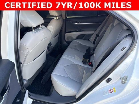 Used 2019 Toyota Camry XSE image 17
