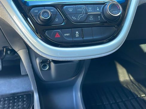 Used 2021 Chevrolet Bolt LT image 19