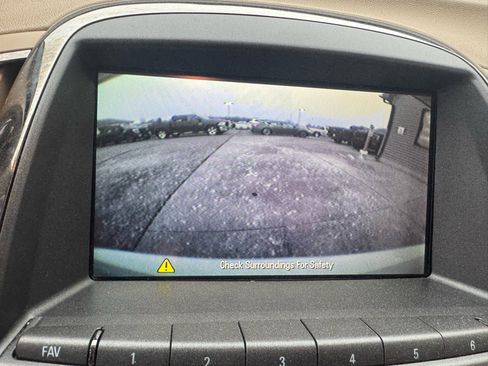 Used 2011 Buick LaCrosse CXS image 22