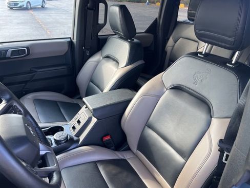 Used 2024 Ford Bronco Wildtrak image 22
