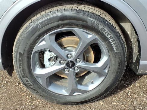 Used 2023 Ford Escape ST-Line w/ Tech Pack #1 image 9