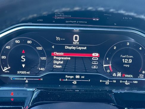 Used 2024 GMC Sierra 1500 SLT image 24