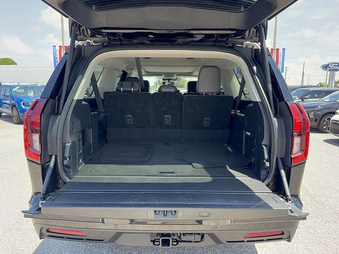 Certified 2025 Ford Expedition Max Active AWD/4WD image 8