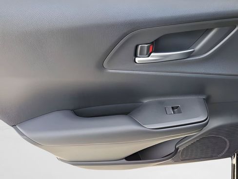 New 2026 Toyota Prius Plug-In Hybrid FWD image 27