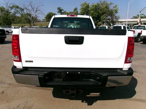 Used 2011 GMC Sierra 2500 W/T image 4