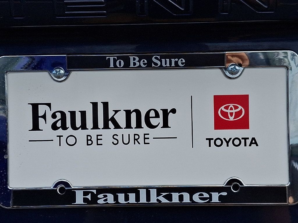 Certified 2020 Toyota Sienna XLE w/ XLE Navigation Package FWD image 36
