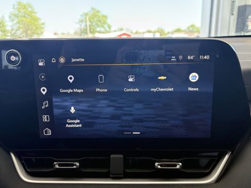 Used 2025 Chevrolet Equinox LT w/ Convenience Package II FWD image 16