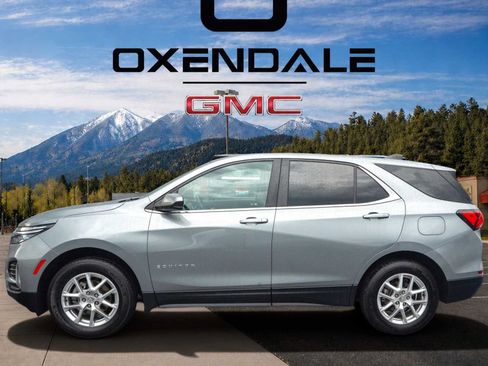 Used 2024 Chevrolet Equinox LT AWD/4WD image 3