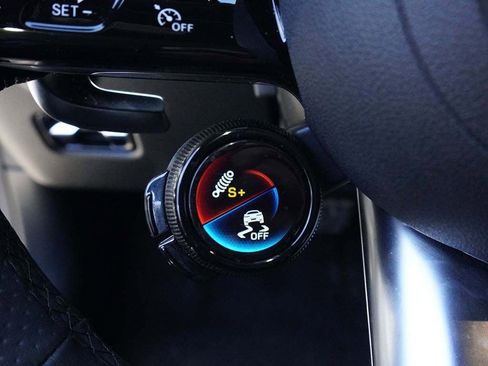 Used 2024 Mercedes-Benz CLE 53 AMG 4MATIC w/ Driver Assistance Package image 43