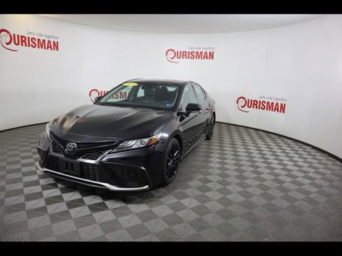 Used 2023 Toyota Camry XSE FWD image 2